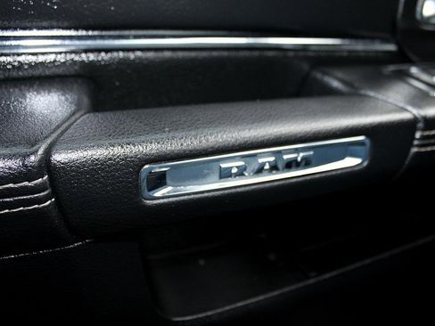 Used 2016 RAM 2500 Laramie image 13