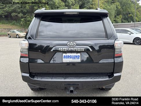 Used 2024 Toyota 4Runner SR5 image 5