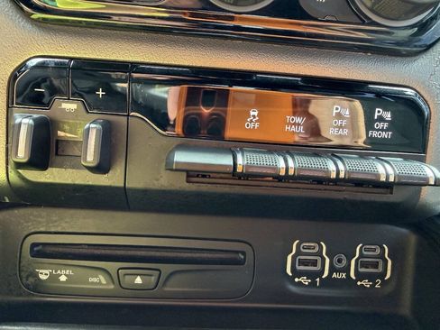 Used 2019 RAM 1500 Big Horn AWD/4WD image 15
