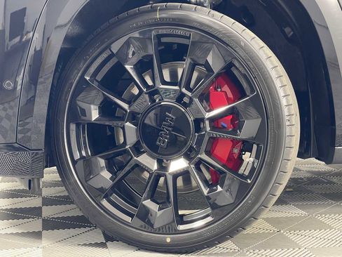 New 2026 BMW XM Label Red image 3