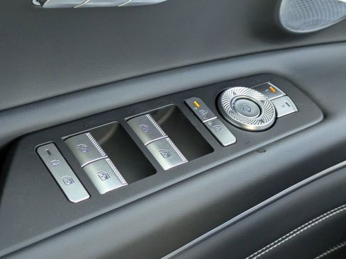 New 2026 Genesis GV80 3.5T e-SC image 29