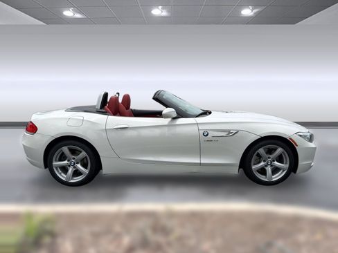 Used 2016 BMW Z4 sDrive28i RWD image 8