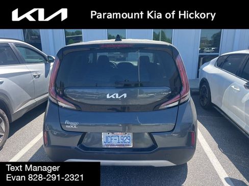 Used 2024 Kia Soul S FWD image 4