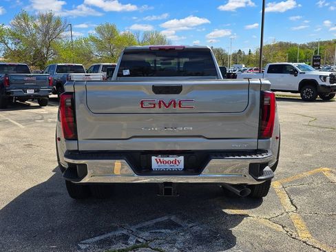 Certified 2026 GMC Sierra 3500 SLT w/ SLT Premium Package AWD/4WD image 9