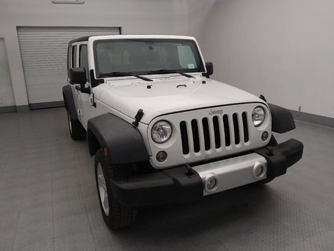 Used 2018 Jeep Wrangler Unlimited Sport S image 14
