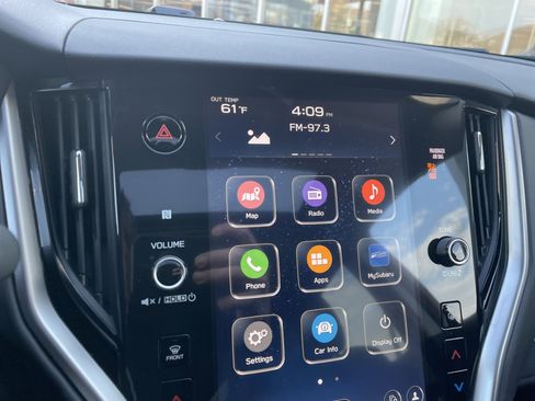 Certified 2025 Subaru Outback Premium image 27