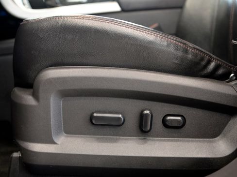 Used 2013 Ford Edge Limited FWD image 16