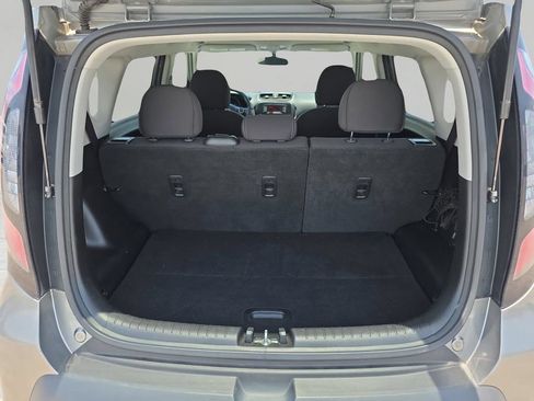 Used 2016 Kia Soul FWD image 29
