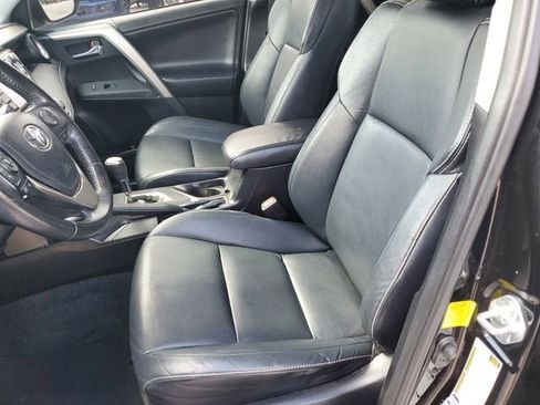 Used 2013 Toyota RAV4 Limited AWD/4WD image 26