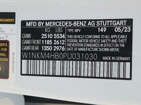 Used 2023 Mercedes-Benz GLC 300 4MATIC image 29