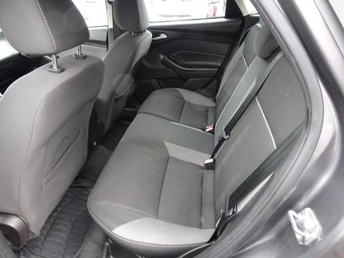 Used 2014 Ford Focus SE image 21