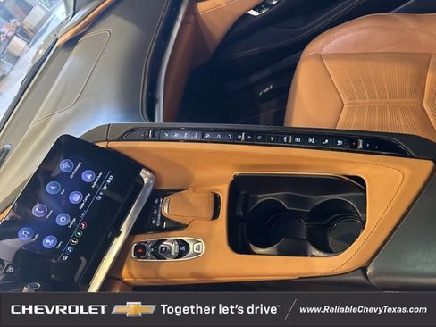 Certified 2022 Chevrolet Corvette Stingray Premium Cpe w/ Z51 Performance Package image 18