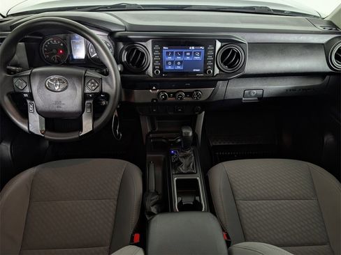 Used 2020 Toyota Tacoma SR image 10