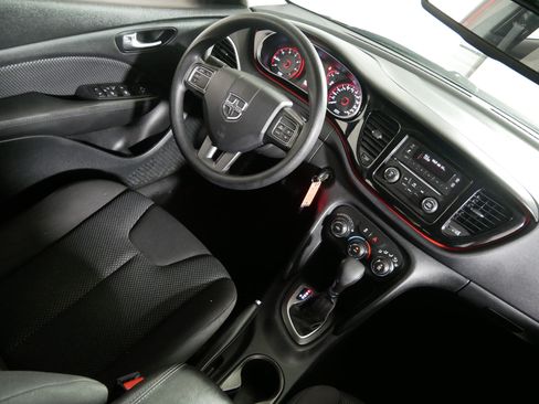 Used 2015 Dodge Dart SE w/ Convenience Group FWD image 9