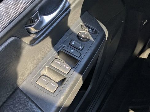 Used 2025 Honda CR-V EX image 19