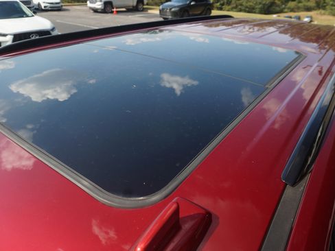 Used 2023 Chevrolet Suburban Z71 w/ Luxury Package image 14