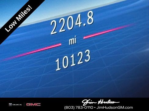 Used 2024 Mercedes-Benz GLS 450 4MATIC image 3