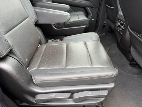 Certified 2021 Chevrolet Tahoe High Country AWD/4WD image 12