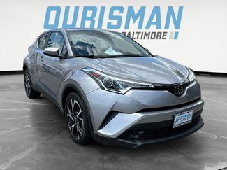 Used 2019 Toyota C-HR XLE FWD video 1