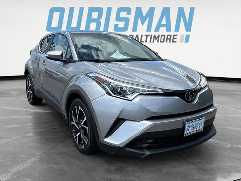 Used 2019 Toyota C-HR XLE FWD image 1