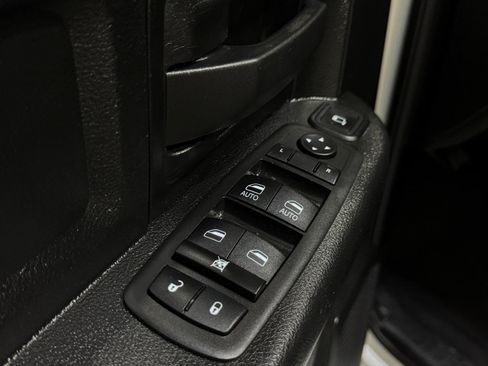Used 2023 RAM 2500 Tradesman AWD/4WD image 30