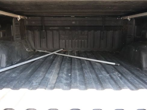 Used 2021 GMC Sierra 1500 Elevation w/ Preferred Package AWD/4WD image 8