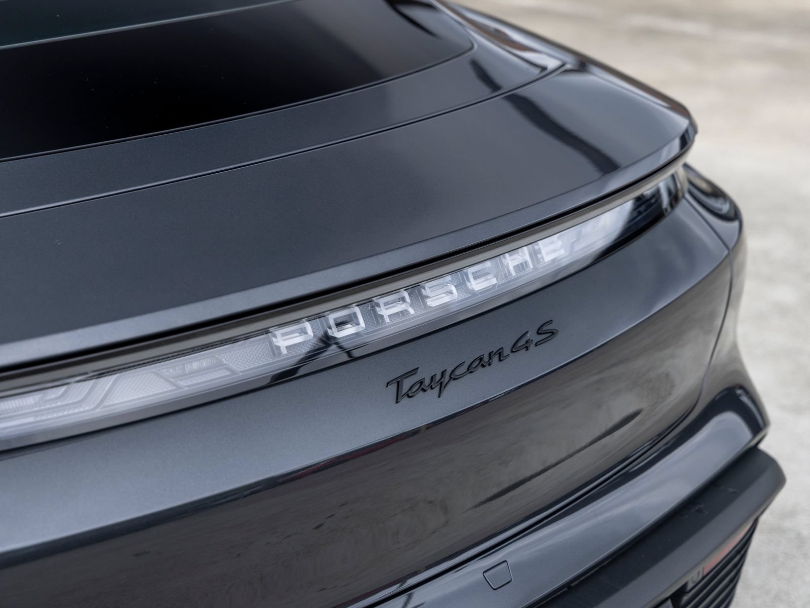 Certified 2025 Porsche Taycan 4S AWD/4WD image 19