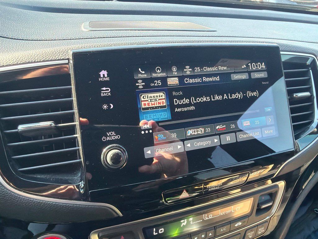 Used 2022 Honda Passport Elite image 12