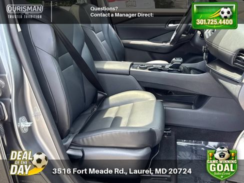 Used 2022 Nissan Rogue SV w/ SV Premium Package AWD/4WD image 13
