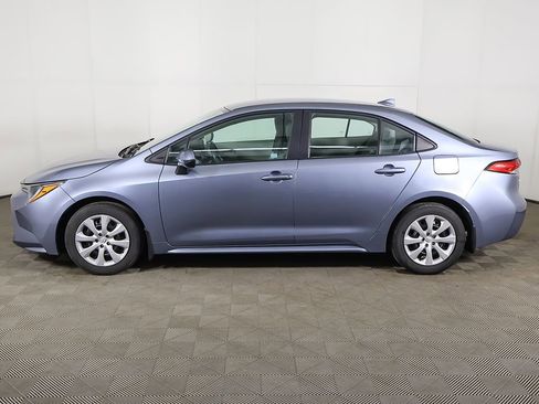 Used 2022 Toyota Corolla LE FWD image 14