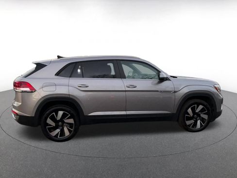 Used 2025 Volkswagen Atlas Cross Sport SE image 15
