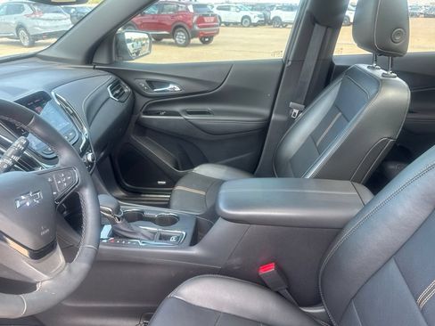Used 2024 Chevrolet Equinox Premier FWD image 39
