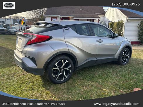 Used 2018 Toyota C-HR image 18