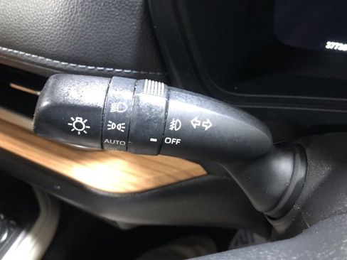 Used 2024 Toyota Grand Highlander Limited image 23