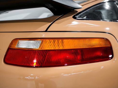 Used 1987 Porsche 928 S4 image 37