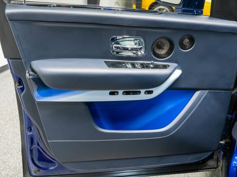 Used 2024 Rolls-Royce Cullinan Black Badge image 46