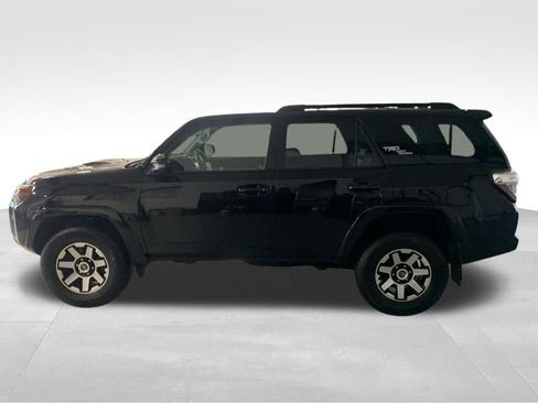 Used 2023 Toyota 4Runner TRD Off-Road Premium w/ Moonroof Package image 2
