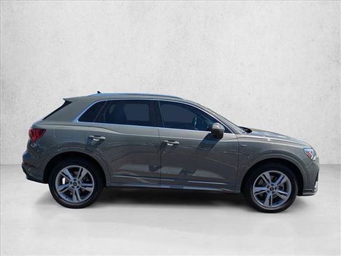 Used 2021 Audi Q3 2.0T Premium Plus w/ Premium Plus Package AWD/4WD image 4