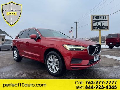 Used 2019 Volvo XC60 T5 Momentum w/ Protection Package Premier