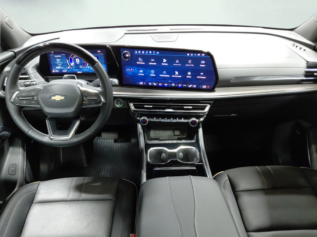 Used 2026 Chevrolet Traverse High Country w/ LPO, Floor Liner Package AWD/4WD image 25
