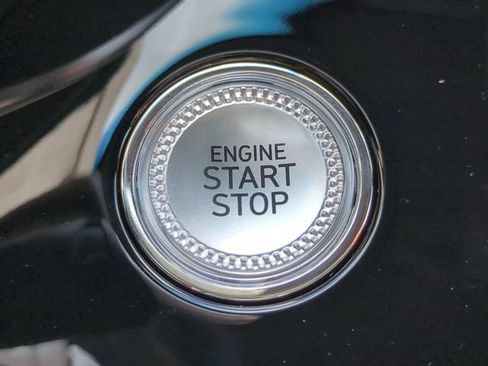 Certified 2026 Genesis G70 2.5T RWD image 26