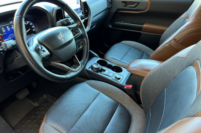 Used 2021 Ford Bronco Sport Outer Banks AWD/4WD image 10