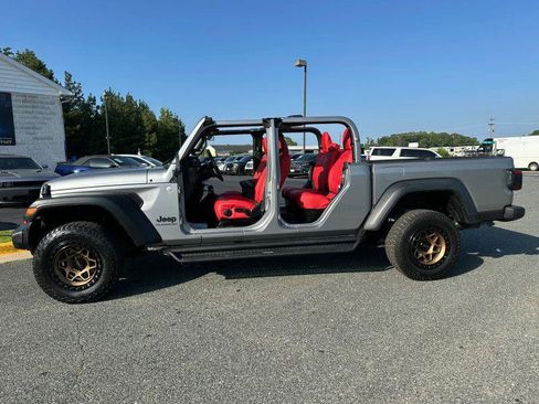 Used 2020 Jeep Gladiator Sport w/ Quick Order Package 24S AWD/4WD image 6