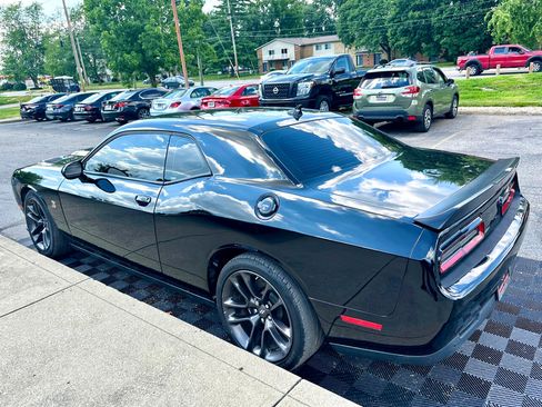 Used 2020 Dodge Challenger R/T Scat Pack w/ Plus Package image 3