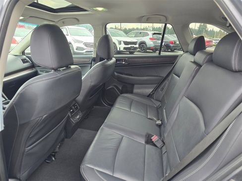 Used 2018 Subaru Outback 2.5i Limited w/ Popular Package #2 image 10