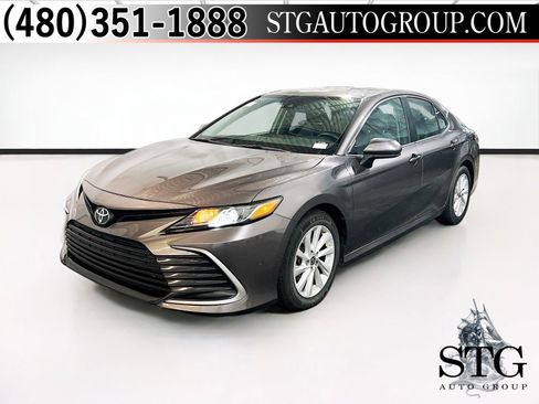 Used 2021 Toyota Camry LE FWD image 1