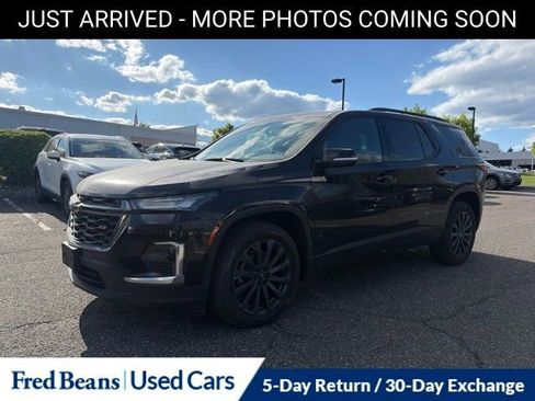 Used 2023 Chevrolet Traverse RS AWD/4WD image 3
