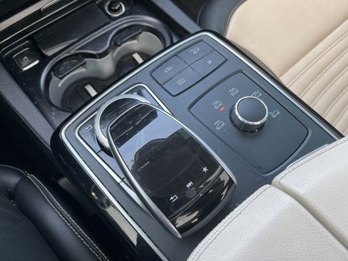 Used 2018 Mercedes-Benz GLE 43 AMG 4MATIC image 37