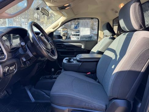 Used 2020 RAM 5500 Tradesman image 9