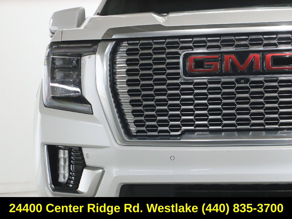 Used 2021 GMC Yukon XL Denali w/ Denali Ultimate Package AWD/4WD image 7